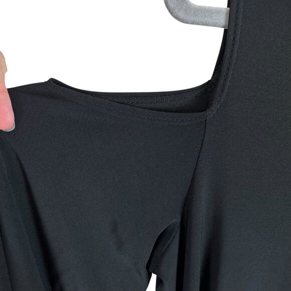 Annalee & Hope NWT Black Cold Shoulder Lightweight Knee Length Dress Size L - Picture 3 of 8